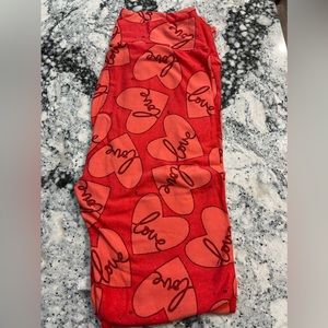 LuLaRoe Valentines Legg Size OS
